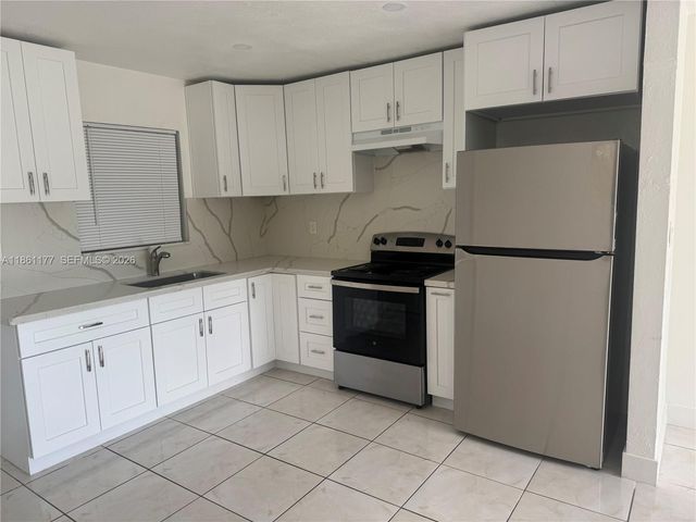 732 SW 6th Street 732, Dania Beach, FL 33004