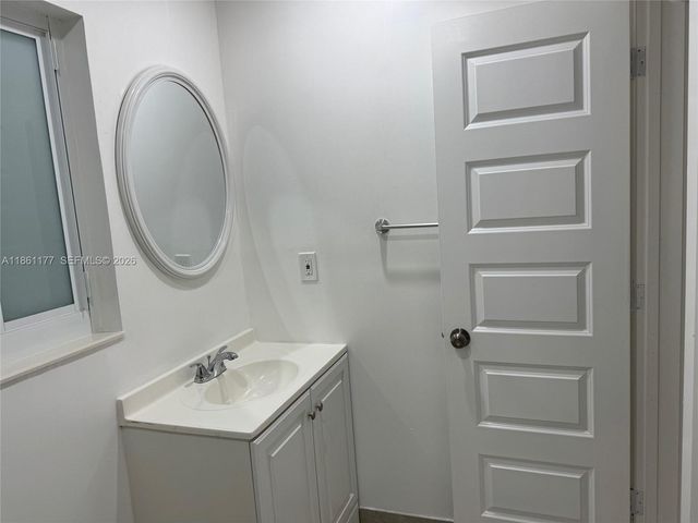 732 SW 6th Street 732, Dania Beach, FL 33004