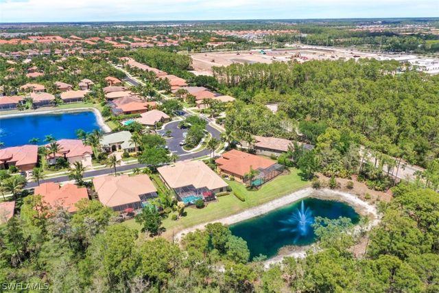 7323 Acorn WAY, Naples, FL 34119