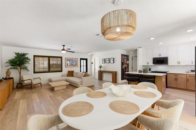 4618 BAYSHORE BOULEVARD NE, St Petersburg, FL 33703