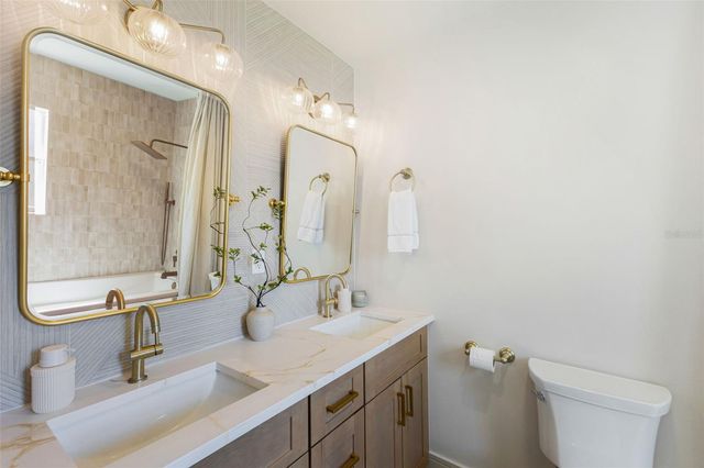 4618 BAYSHORE BOULEVARD NE, St Petersburg, FL 33703