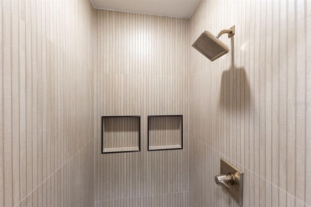 4618 BAYSHORE BOULEVARD NE, St Petersburg, FL 33703