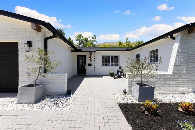 4618 BAYSHORE BOULEVARD NE, St Petersburg, FL 33703