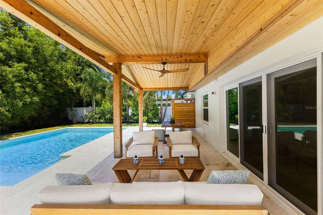 4618 BAYSHORE BOULEVARD NE, St Petersburg, FL 33703