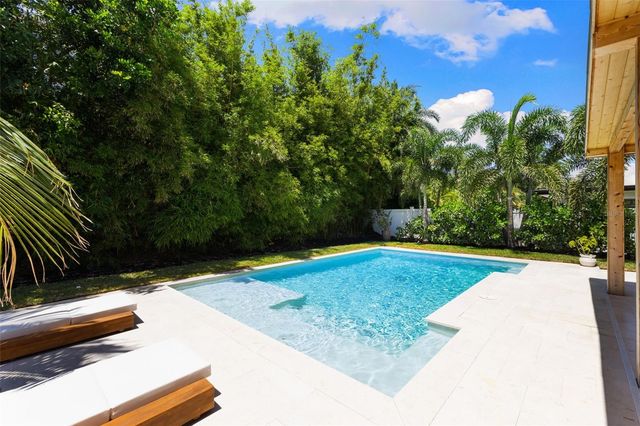 4618 BAYSHORE BOULEVARD NE, St Petersburg, FL 33703