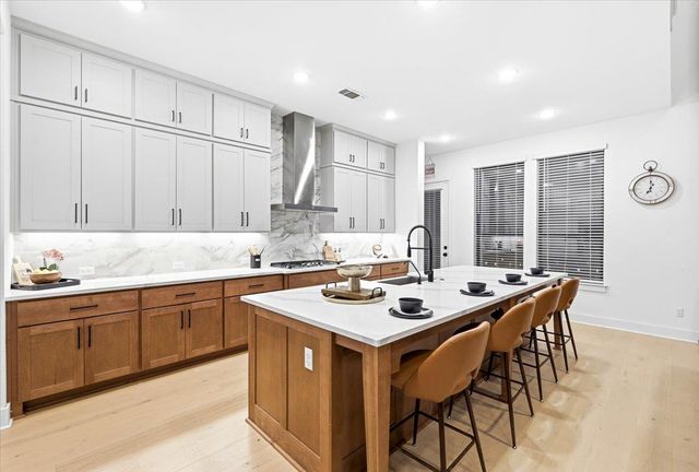 1006 Scarlet Sage DR, Georgetown, TX 78628