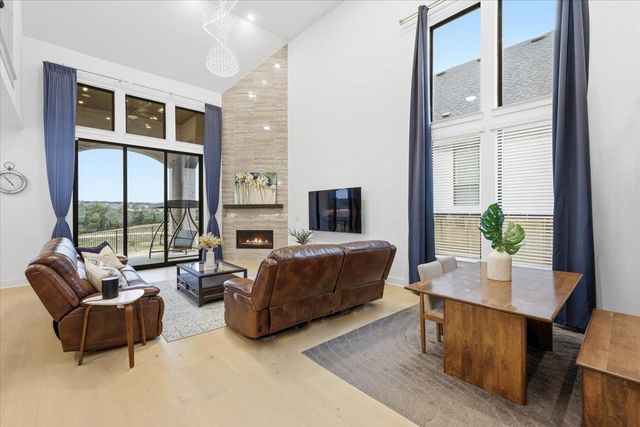 1006 Scarlet Sage DR, Georgetown, TX 78628