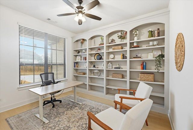 1006 Scarlet Sage DR, Georgetown, TX 78628