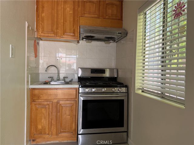 2712 W Hellman, Alhambra, CA 91803