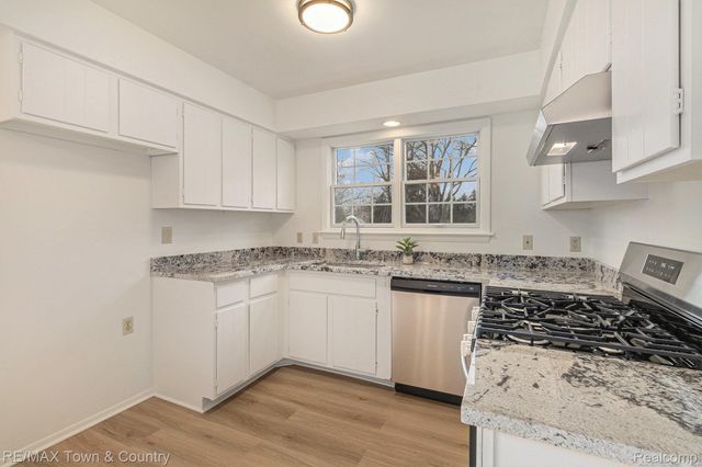 538 Autumn Drive, Flushing, MI 48433