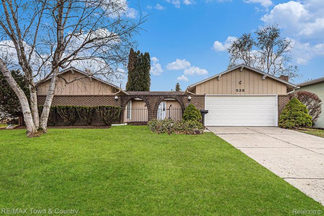 538 Autumn Drive, Flushing, MI 48433