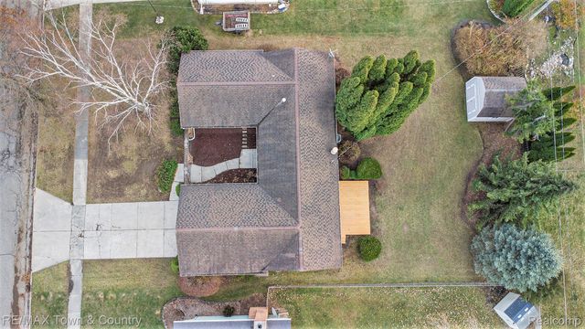 538 Autumn Drive, Flushing, MI 48433