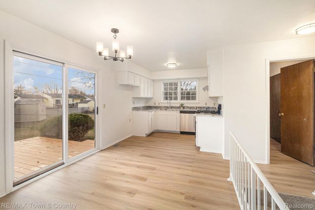 538 Autumn Drive, Flushing, MI 48433