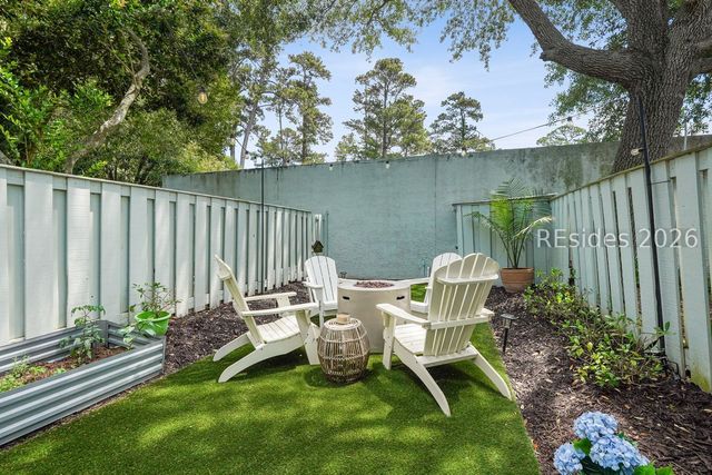 2 William Hilton Pkwy Apt 506, Hilton Head Island, SC 29926