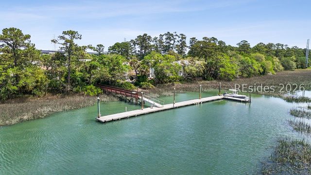 2 William Hilton Pkwy Apt 506, Hilton Head Island, SC 29926