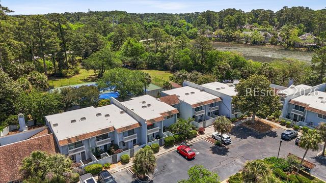 2 William Hilton Pkwy Apt 506, Hilton Head Island, SC 29926