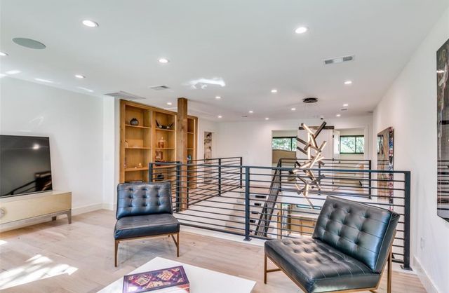 9611 Fallbrook Drive, Dallas, TX 75243