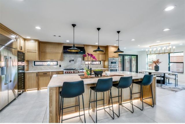 9611 Fallbrook Drive, Dallas, TX 75243