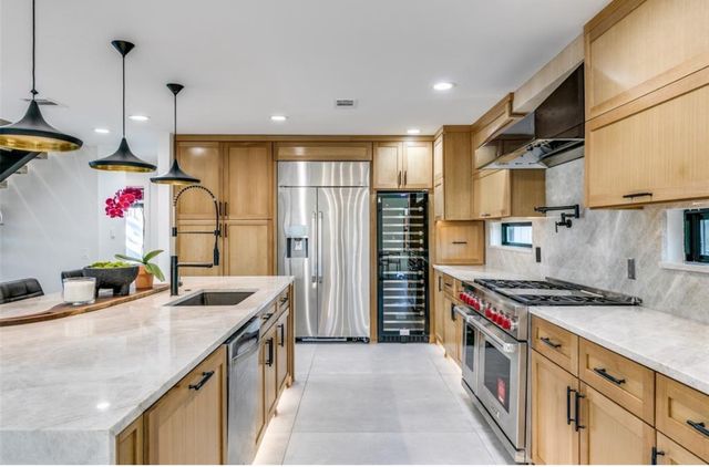 9611 Fallbrook Drive, Dallas, TX 75243