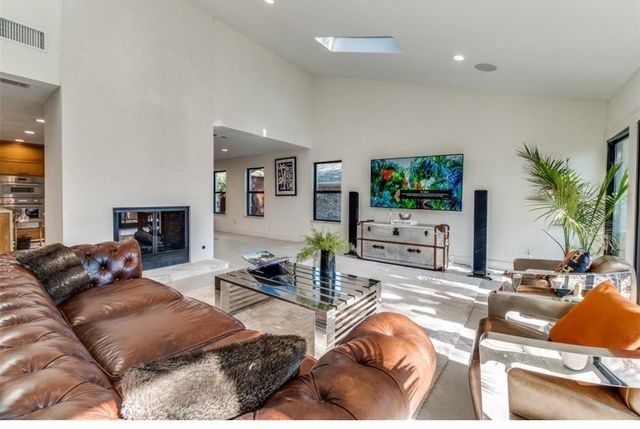 9611 Fallbrook Drive, Dallas, TX 75243