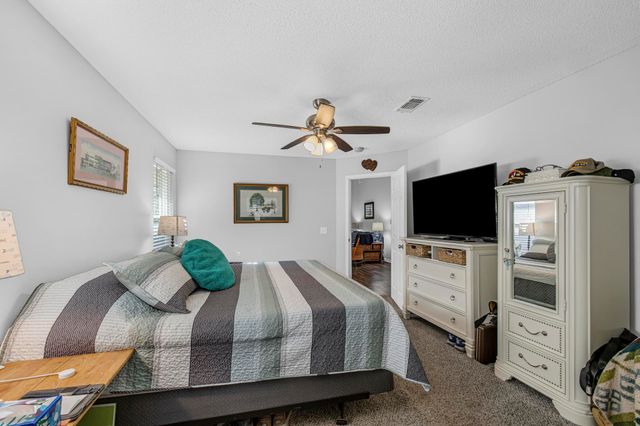 9693 Leeward Way, Navarre, FL 32566