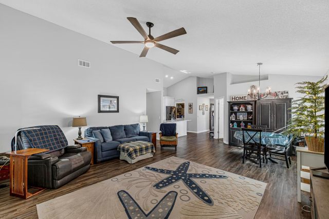 9693 Leeward Way, Navarre, FL 32566