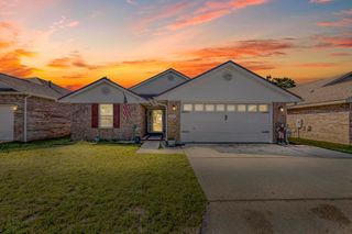 9693 Leeward Way, Navarre, FL 32566