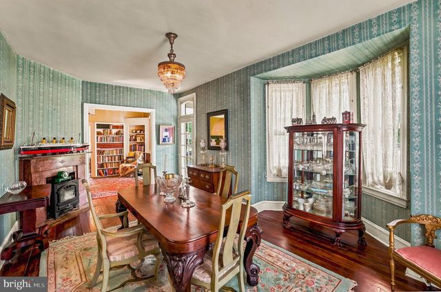 4434 COVE RD, Pennsauken, NJ 08109