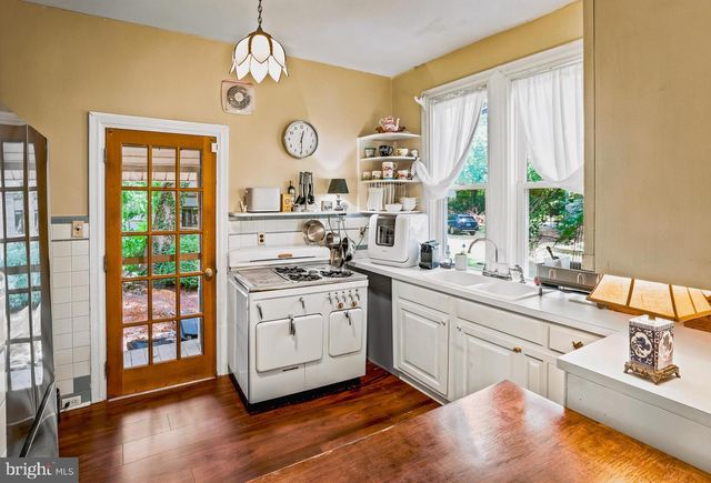 4434 COVE RD, Pennsauken, NJ 08109
