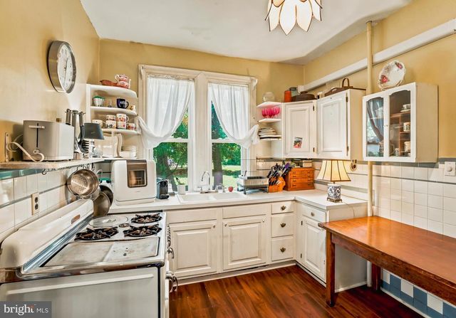4434 COVE RD, Pennsauken, NJ 08109