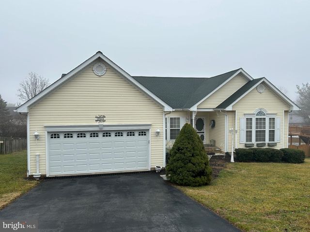 293 PASTORAL CT, Martinsburg, WV 25403