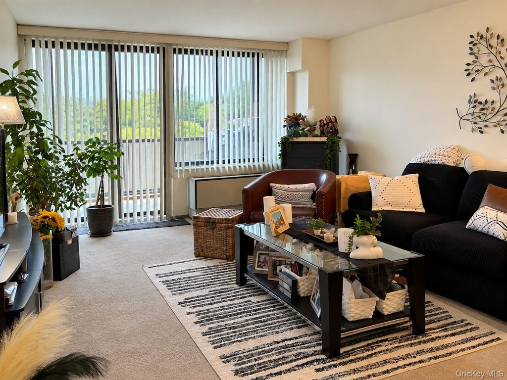 209-45 26th Avenue 3F, Bayside, NY 11360 — photo 5