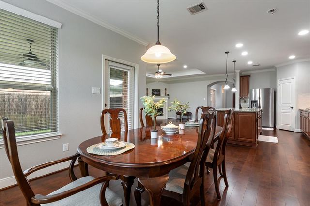 1531 Tuscan Village Drive, League City, TX 77573