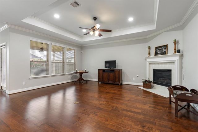 1531 Tuscan Village Drive, League City, TX 77573