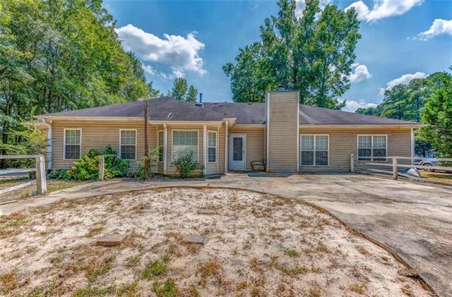 3706 Bouldercrest Road, Ellenwood, GA 30294