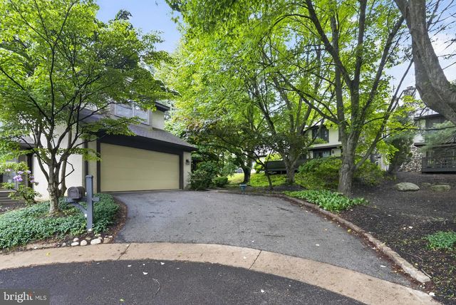 507 KETTLEHOUSE POND, Chesterbrook, PA 19087