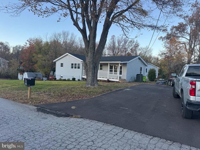 1546 RIDGELY DR, Edgewater, MD 21037