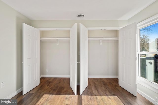1546 RIDGELY DR, Edgewater, MD 21037