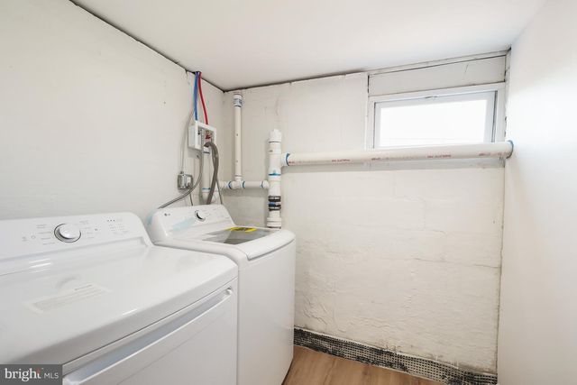 1546 RIDGELY DR, Edgewater, MD 21037