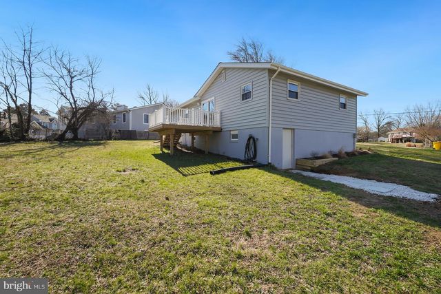 1546 RIDGELY DR, Edgewater, MD 21037