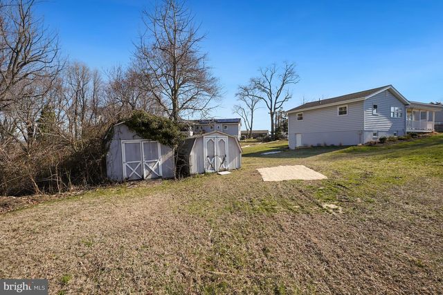 1546 RIDGELY DR, Edgewater, MD 21037