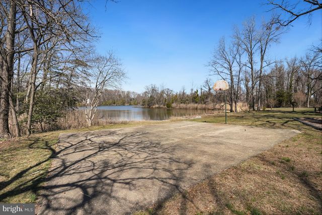 1546 RIDGELY DR, Edgewater, MD 21037