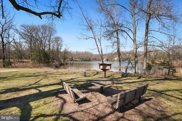 1546 RIDGELY DR, Edgewater, MD 21037