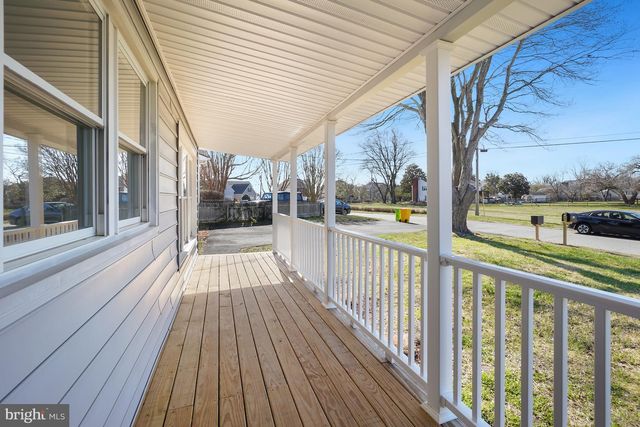 1546 RIDGELY DR, Edgewater, MD 21037