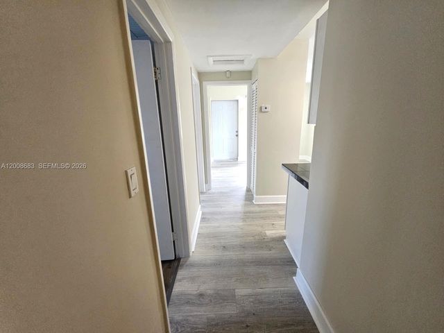 10790 SW 46th St 10790, Miami, FL 33165