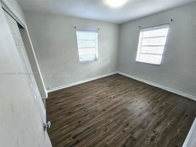 10790 SW 46th St 10790, Miami, FL 33165