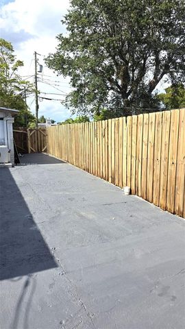 10790 SW 46th St 10790, Miami, FL 33165