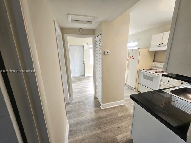 10790 SW 46th St 10790, Miami, FL 33165