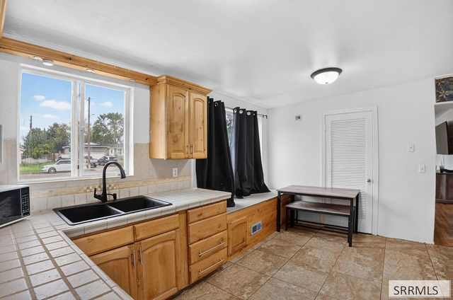 2161 E John Adams Parkway, Idaho Falls, ID 83401