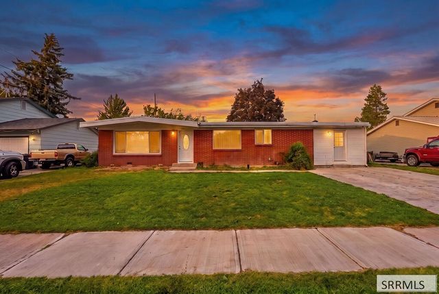 2161 E John Adams Parkway, Idaho Falls, ID 83401